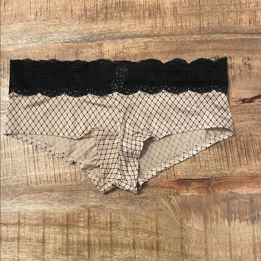 Victoria’s Secret Underwear Size Small Fishnet Print Lace Low Rise